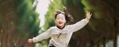 11岁小孩姐制假人逃避背书 网友：孩子静悄然绝